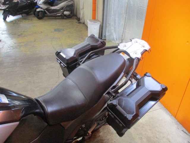 シートもこの通り破れもなくへたりもありません！来店が難しい場合にはお電話にて通販も可能ですよ！